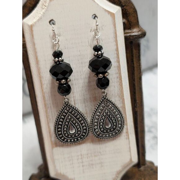 Gothic Victorian Teardrop Earrings - Picture 4 of 4